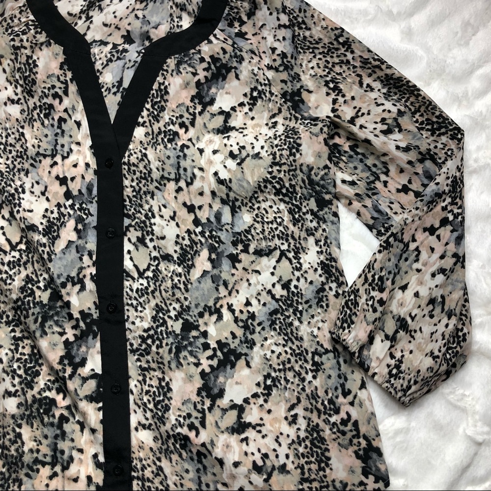 Calvin Klein Animal Print Sheer Blouse size Large - Picture 5 of 12